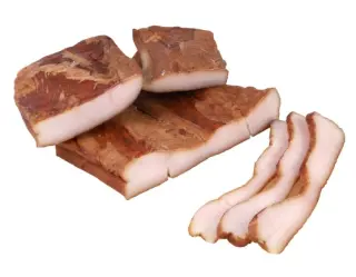 uzeny spek vcelku